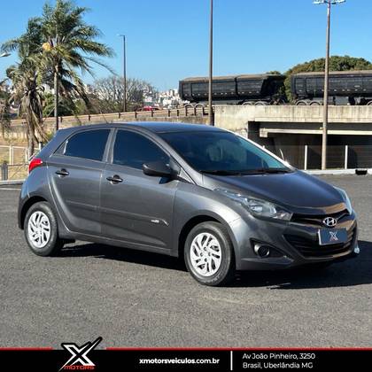 HYUNDAI HB20 1.0 COMFORT PLUS 12V FLEX 4P MANUAL HYUNDAI HB20 1.0 COMFORT PLUS 12V FLEX 4P MANUAL